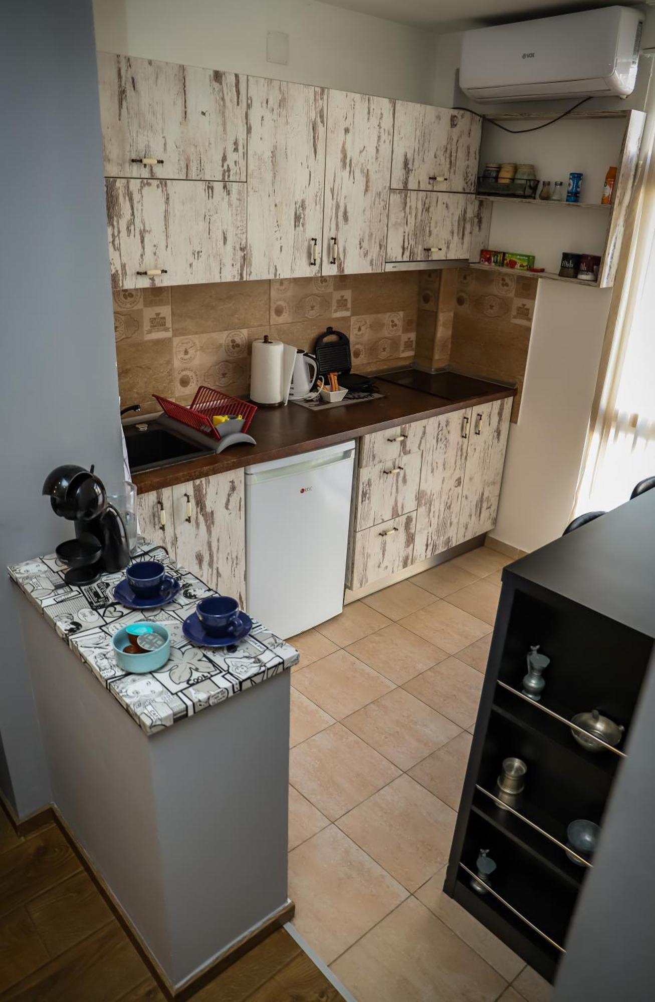 Rezervisi Slobodno, U Centru Smo Apartamento Novi Sad Exterior foto