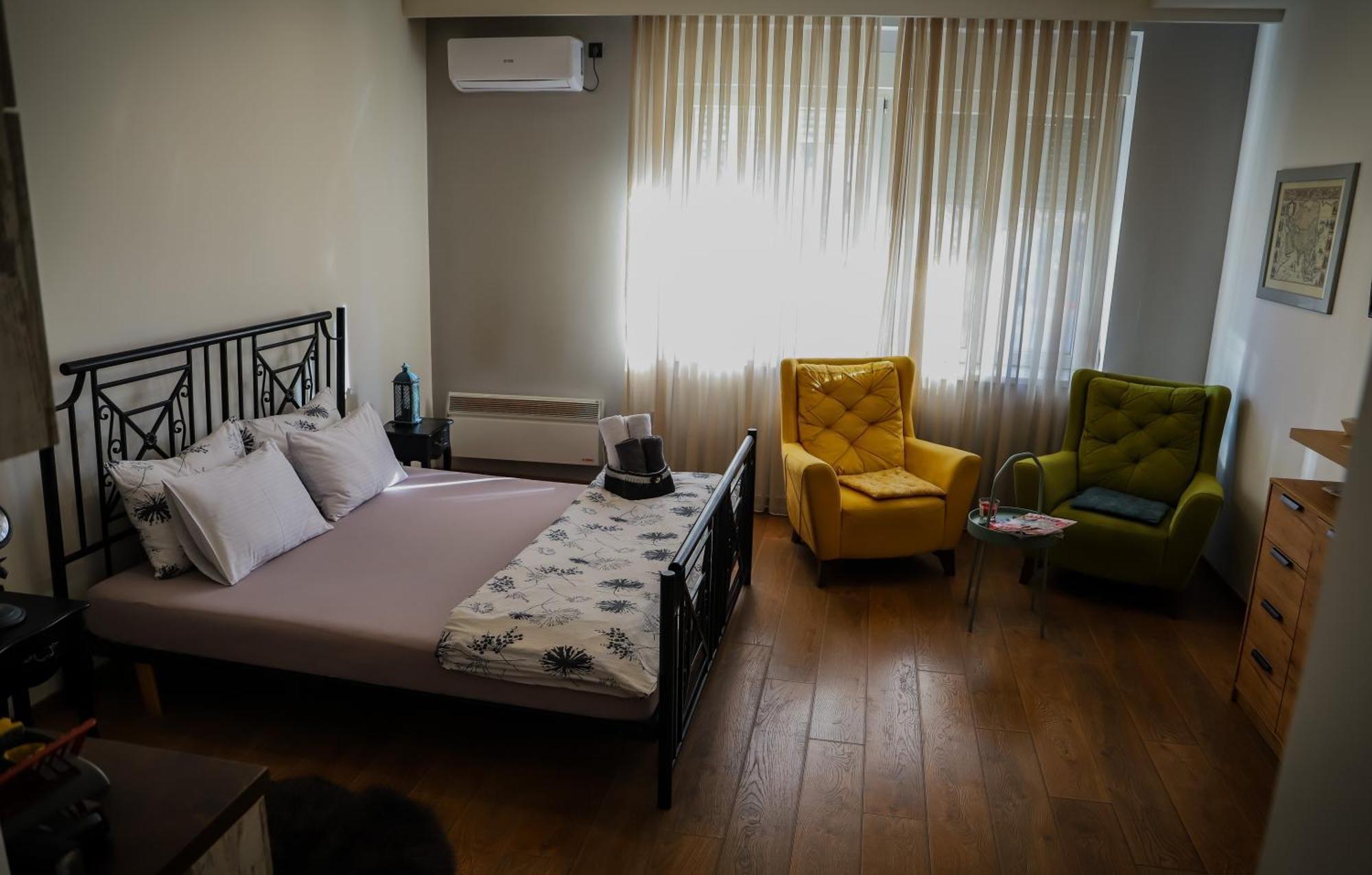 Rezervisi Slobodno, U Centru Smo Apartamento Novi Sad Exterior foto